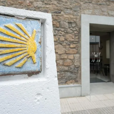 Hotel El *